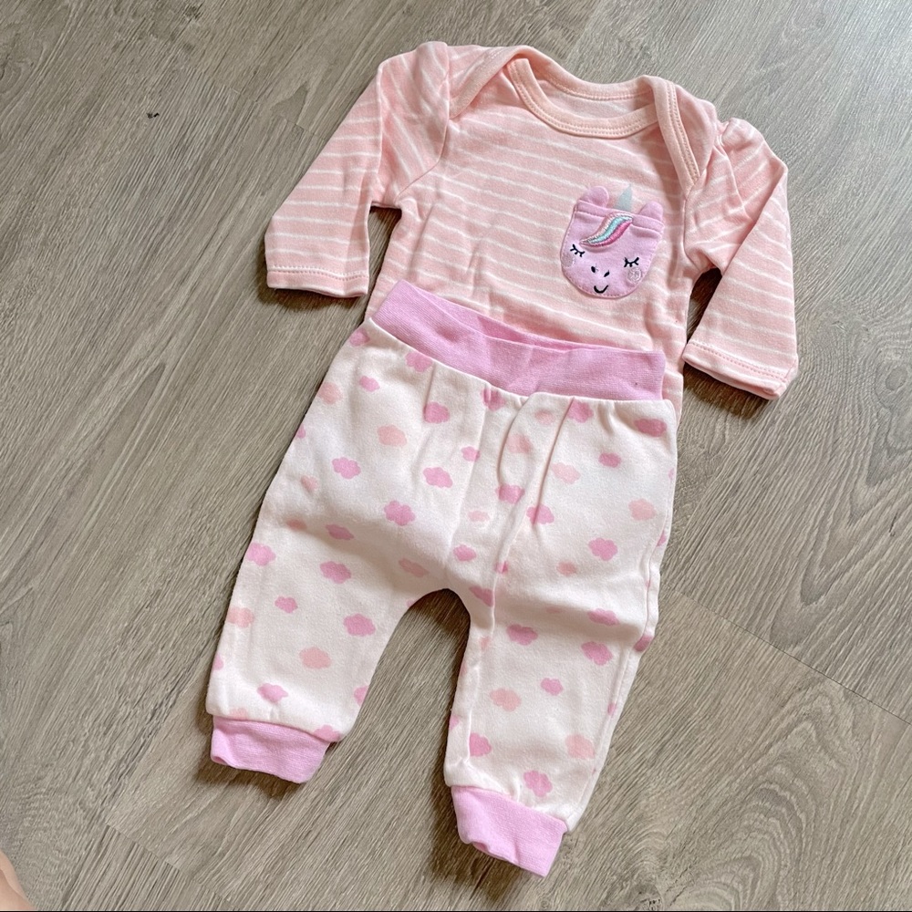 Unicorn set. New. Washed once.